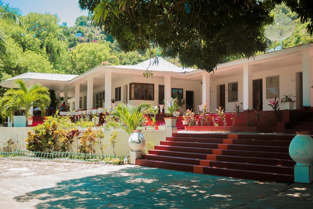 Le Grand Hotel Beck Cap-Haïtien Exteriör bild