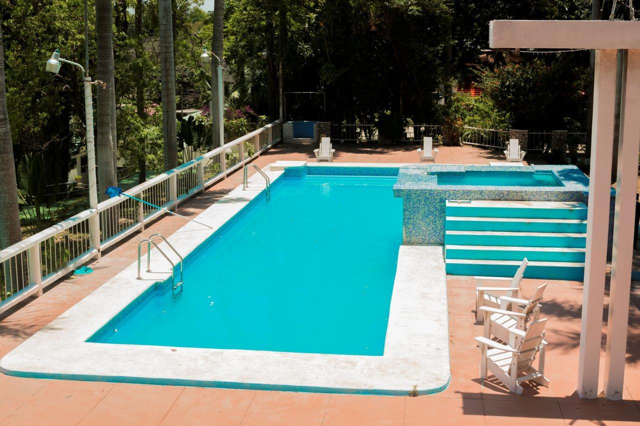 Le Grand Hotel Beck Cap-Haïtien Exteriör bild